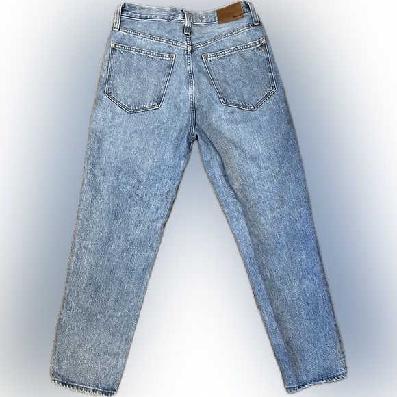 Madewell The Mom Jean in Melva Wash size 26 - Picture 7 of 16